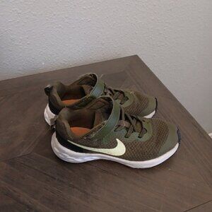 Nike shoes Kids 12c
